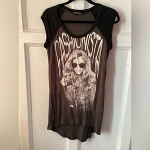 Rock ❤️ Rose Classic - Proverbs 3:5 - Black Fashionista Graphic Tee